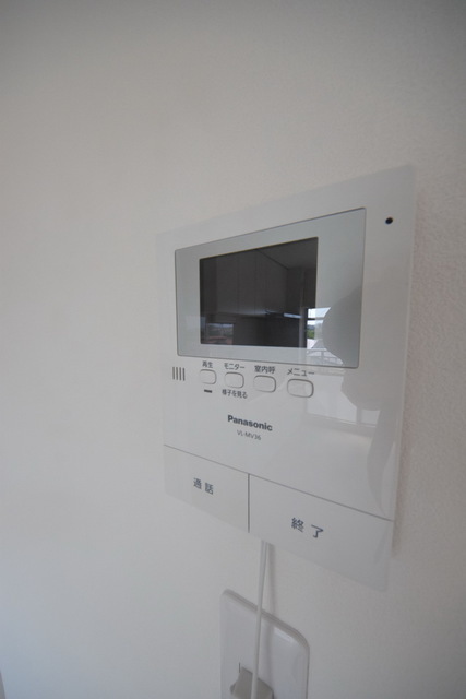 拡大写真:サニーハイツ土方 3階303の〜はーい!どなた?〜