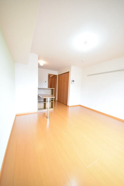 拡大写真:ボナール丸重 2階0205の★人気のカウンターキッチンのあるお部屋★