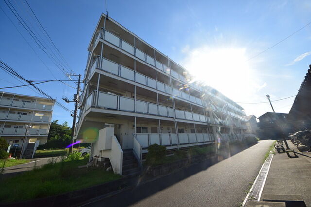 拡大写真:ビレッジハウス下九沢7号棟 2階203の〜落ち着く建物〜