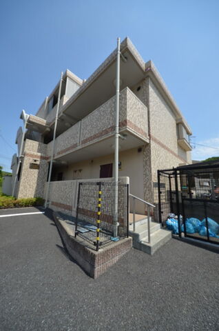 拡大写真：エーデル２ 2階201の★共用部分もしっかりお手入れされています★