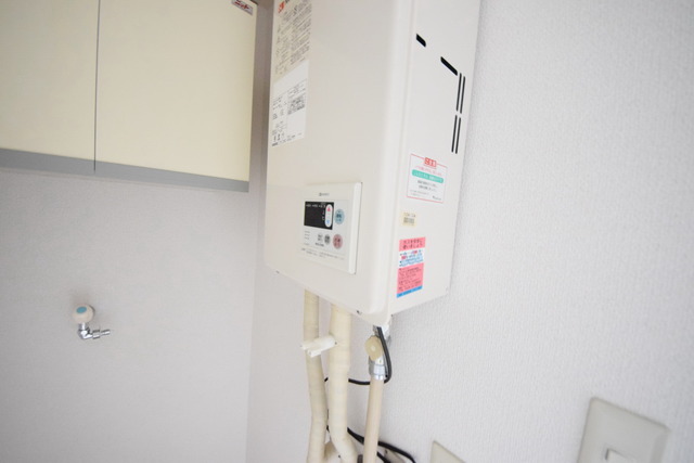 拡大写真:アイメゾン別所 2階203の★給湯リモコンでラクラク操作★