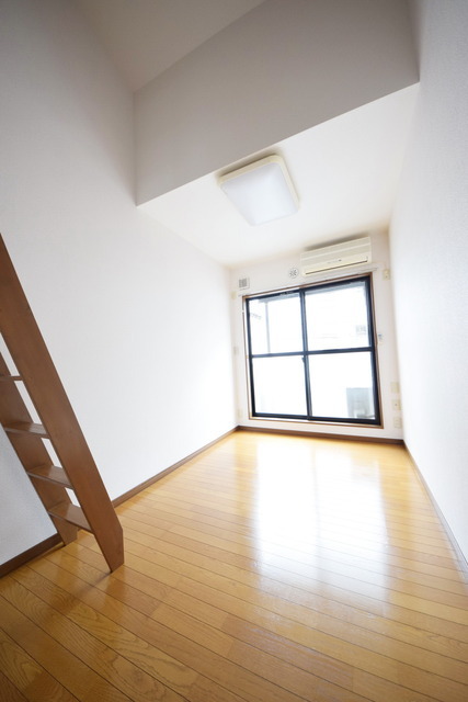 拡大写真:アイメゾン別所 2階203の★きれいなお部屋です★