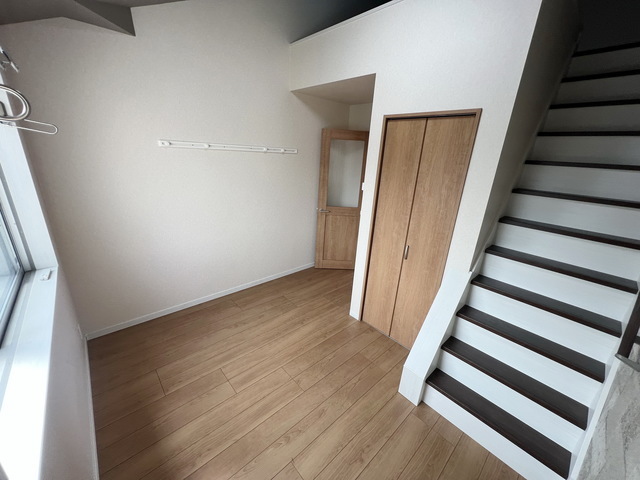 拡大写真:サジェス矢部 2階204の〜きれいなお部屋ですね〜