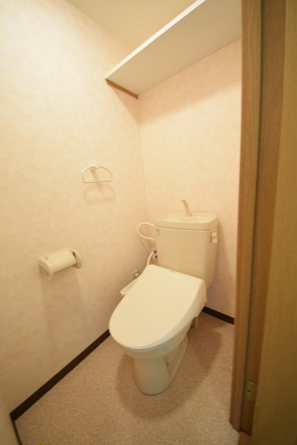 拡大写真:ドルチェ 3階303の〜トイレでひと息〜