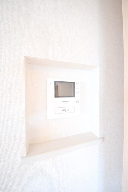 拡大写真:ノーブルパレス3 1階103の〜安心安全ですねっ〜