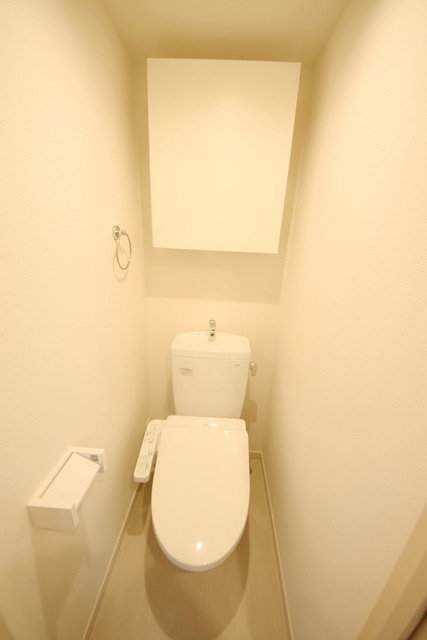 拡大写真:ヴィラ南大沢 1階101の〜トイレの時間も大事なひと時〜