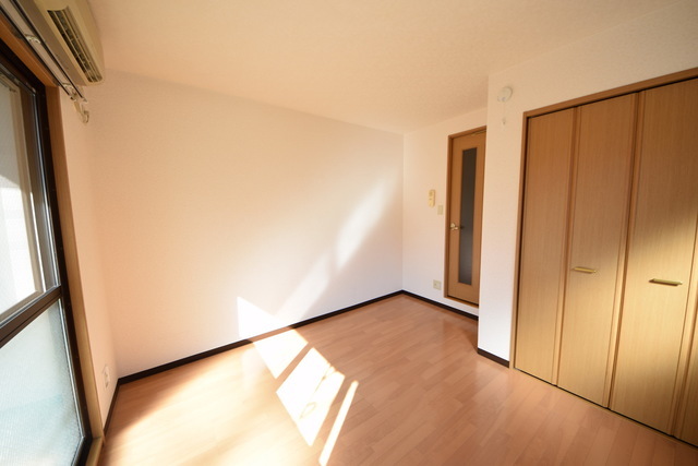 拡大写真:ドルチェ 1階102の〜明るいお部屋ですね〜別部屋参照〜