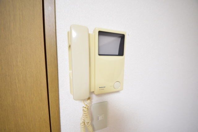 拡大写真:グランドソレーユ 2階202の〜はーい、どちら様〜