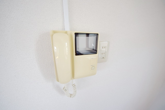 拡大写真:MAX橘ビル 3階302の〜はーい、どちら様〜