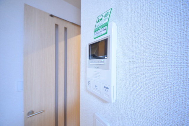 拡大写真:ラポルテ1 2階204の〜はーい、どちら様〜
