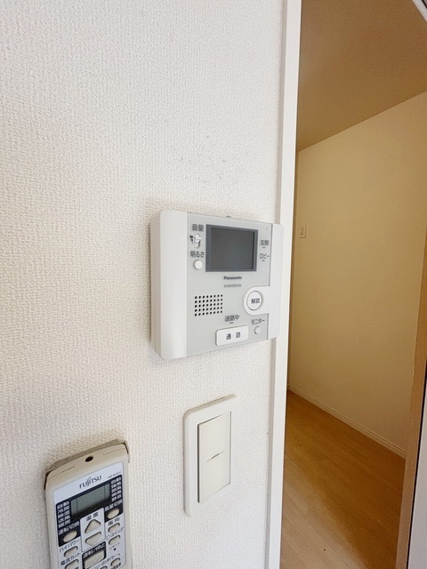 拡大写真：カステリーノ 1階102の〜はーい、どなたっ〜