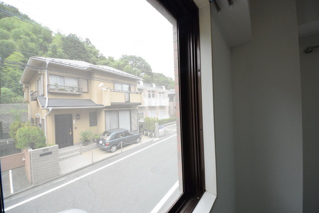 拡大写真:ラカセッタ 1階104の〜窓から見える景色は〜