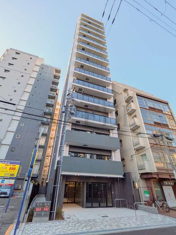 コンフォリア・リヴ北浜平野町の外観