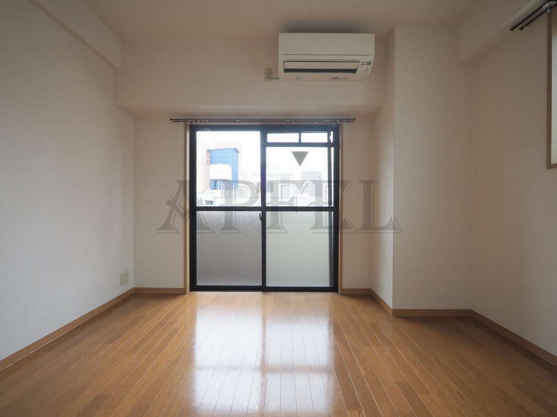 拡大写真:ラナップスクエア南森町 5階501の居間