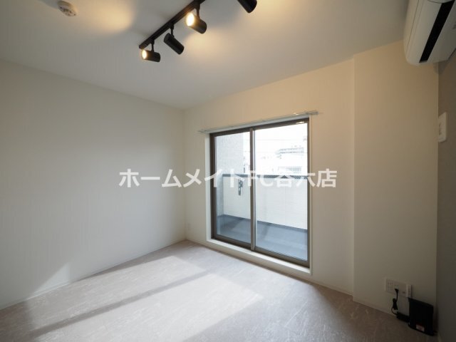拡大写真:S-MOVE大阪鶴見 3階301の居間