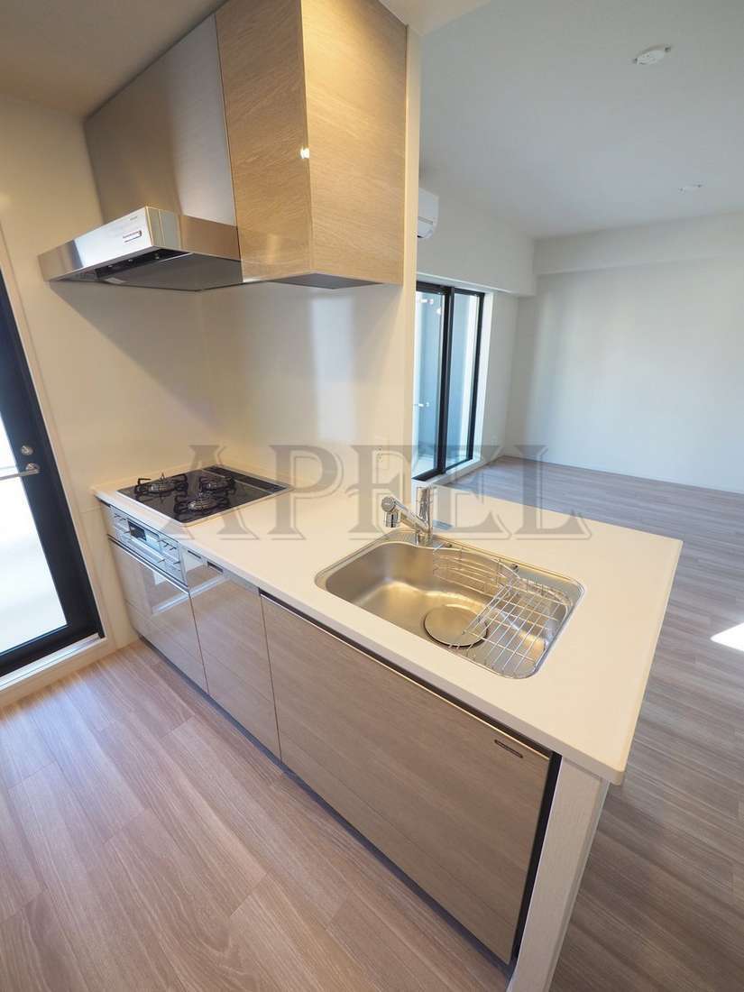 拡大写真:SK RESIDENCES SHINSAIBASHI 6階601のキッチン
