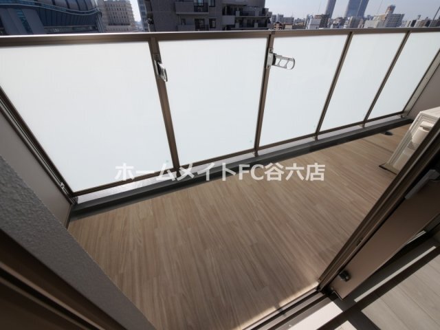拡大写真：ミラージュパレス大阪ドームProsper 2階203のバルコニー