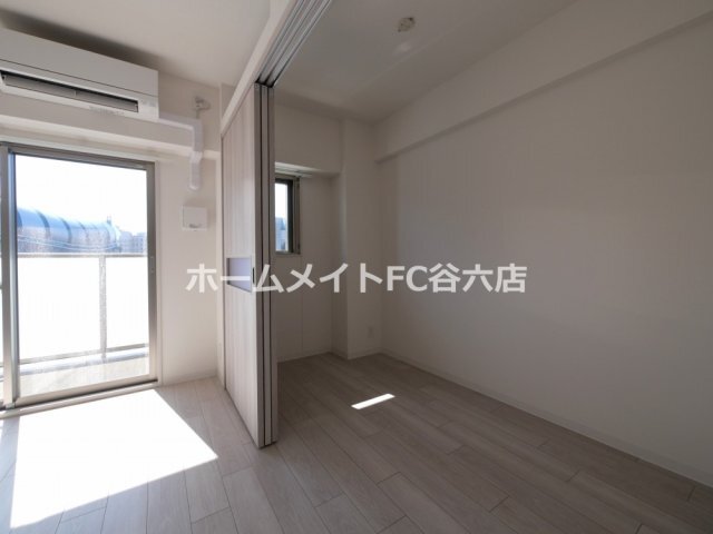 拡大写真：ミラージュパレス大阪ドームProsper 2階203の寝室