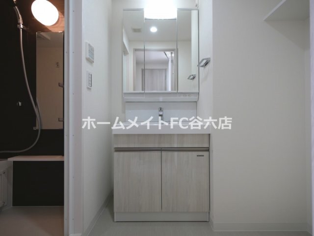 拡大写真：ミラージュパレス大阪ドームProsper 2階203の洗面所