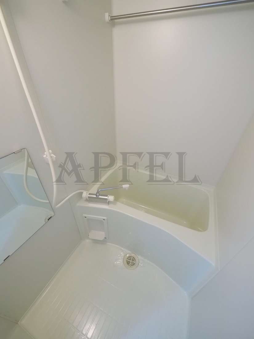 拡大写真：ONE　ROOF　FLAT　TENJINBASHI 12階1206の風呂