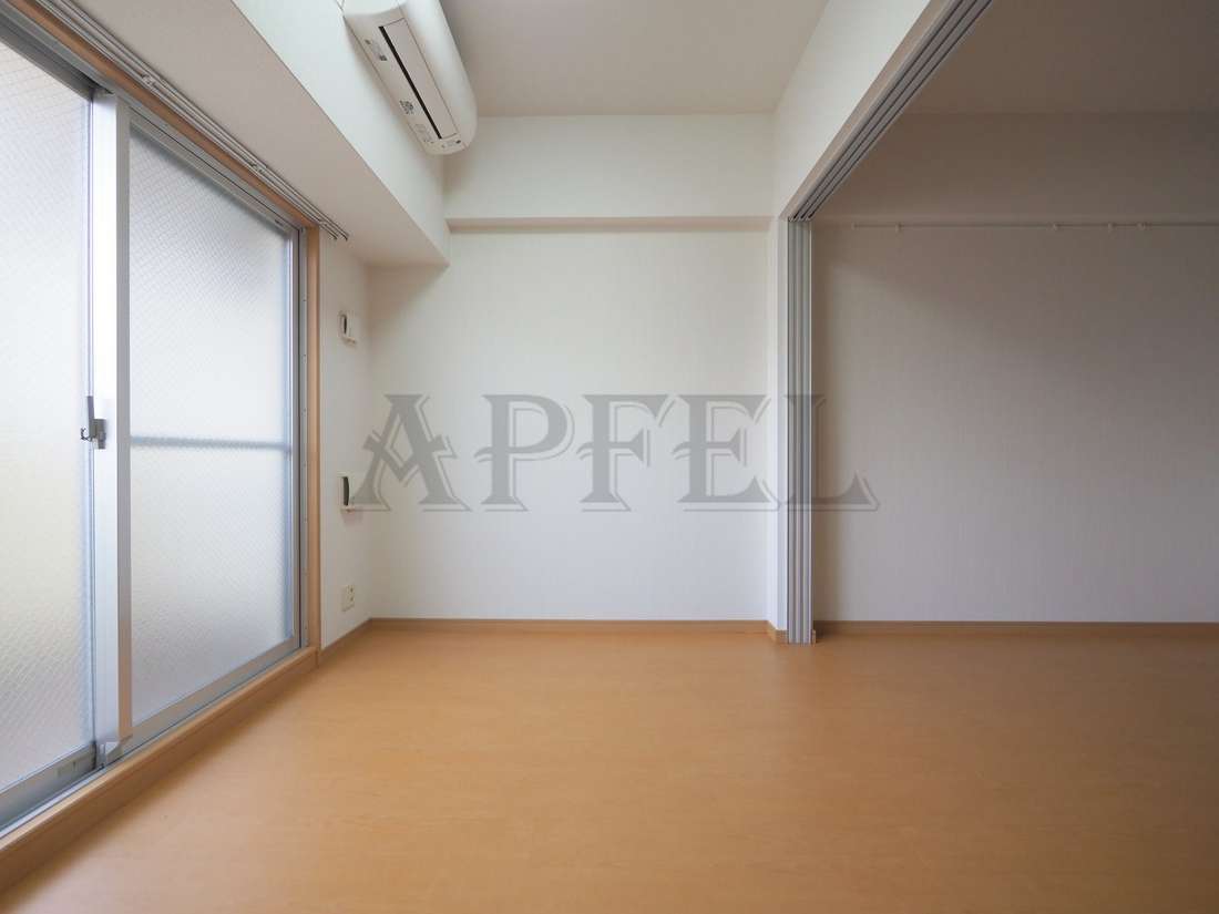 拡大写真：ONE　ROOF　FLAT　TENJINBASHI 12階1206の寝室