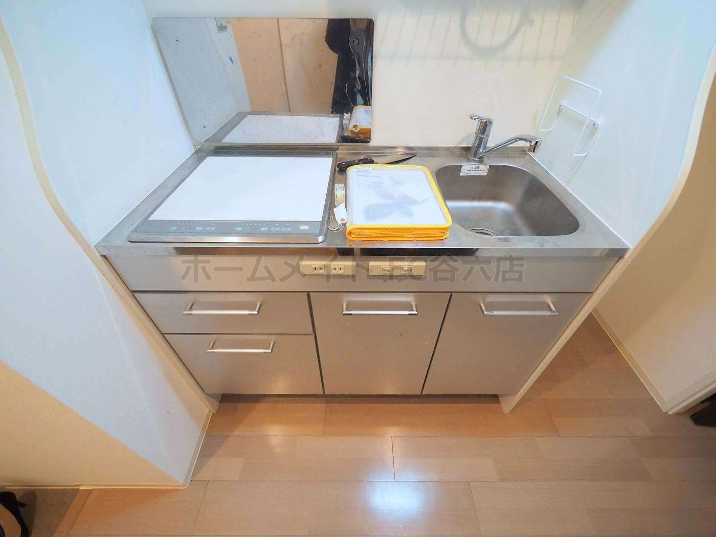 拡大写真:SERENiTE本町エコート 4階402のキッチン