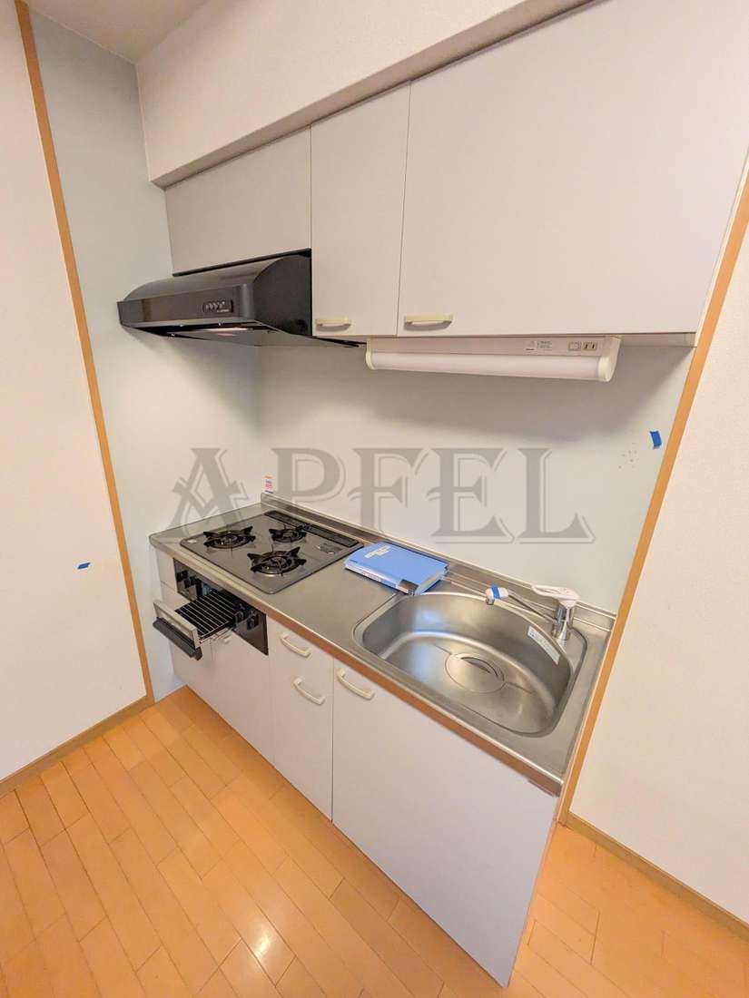 拡大写真:ONE ROOF FLAT FUKUSHIMA 10階1010のキッチン