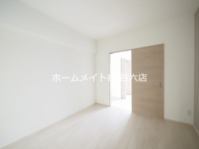 拡大写真:AND TERRACE 文の里 2階209の居間