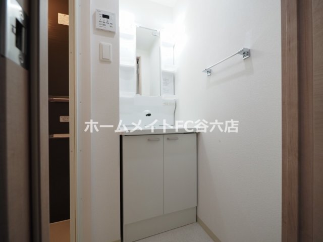 拡大写真:AND TERRACE 文の里 2階209の洗面所