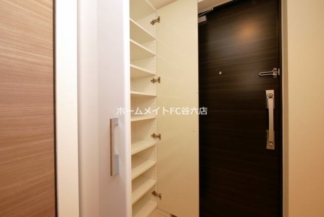 拡大写真:S-RESIDENCE難波Briller 9階909の収納