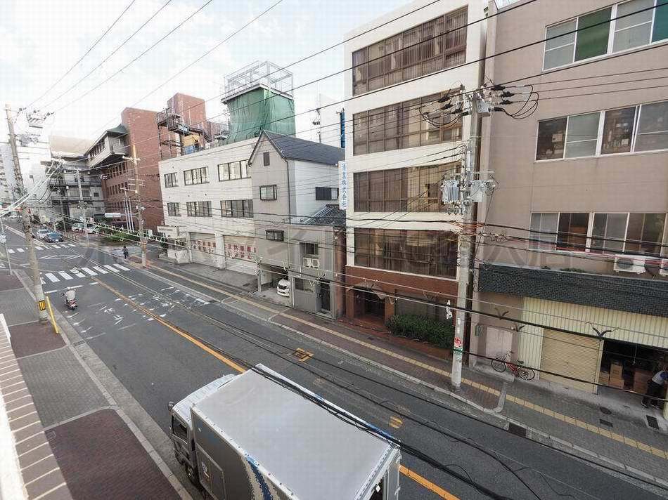 拡大写真:アネスト谷町 8階803の展望