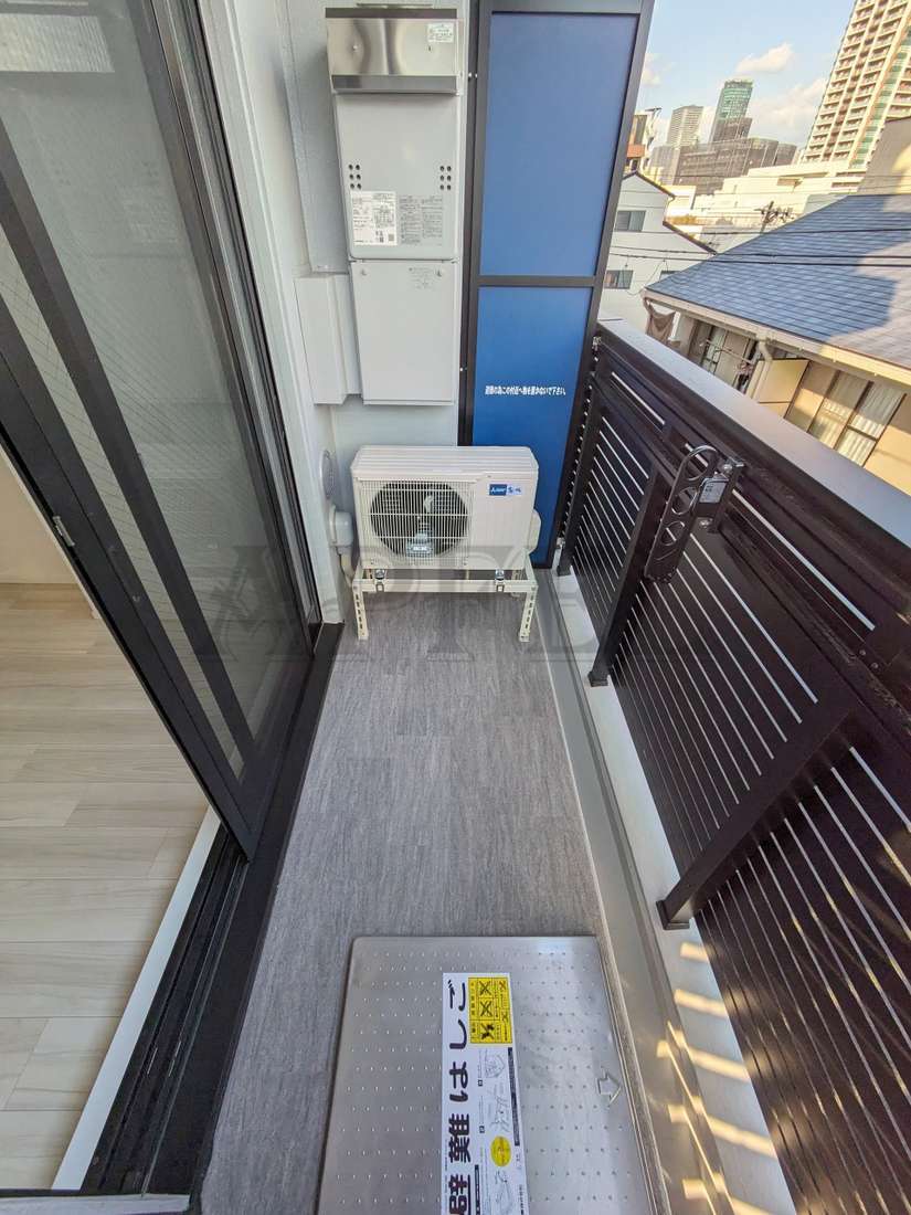 拡大写真:S-RESIDENCE福島玉川Tres 8階804のバルコニー