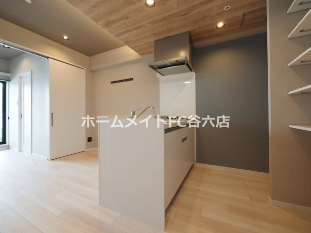 拡大写真：ブエナビスタ難波タワー 5階501のキッチン