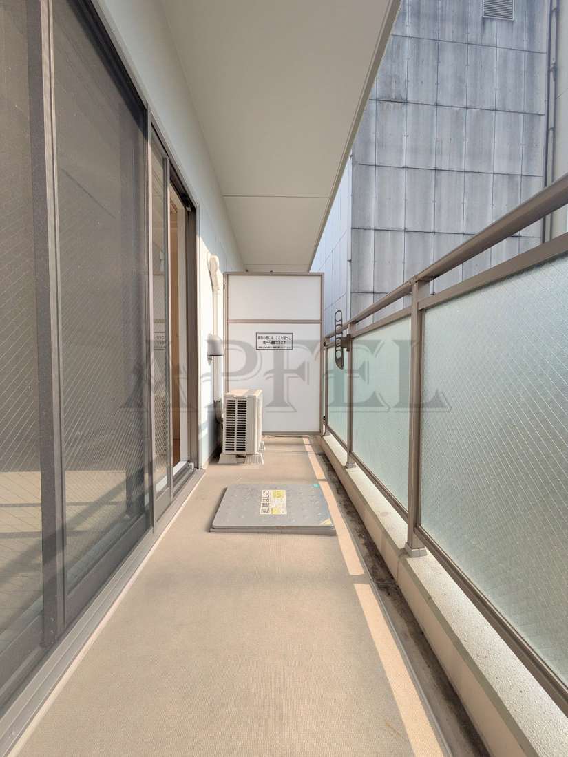 拡大写真:スペチアーレ 6階605のバルコニー