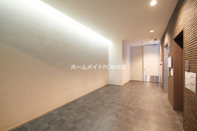 拡大写真:アーバンスタイル心斎橋 11階1105のエントランス
