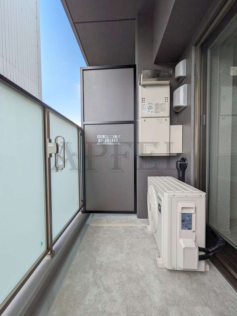 拡大写真:カーサレグラス城東セントラル 7階706のバルコニー
