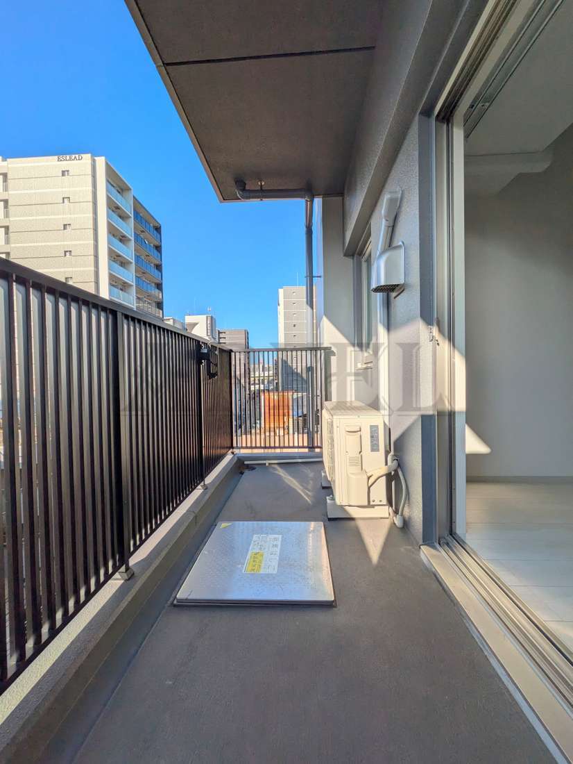 拡大写真:DAIYA STORK 阿波座 7階701のバルコニー