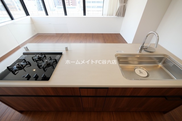 拡大写真:RJR堺筋本町タワー 3階310のキッチン