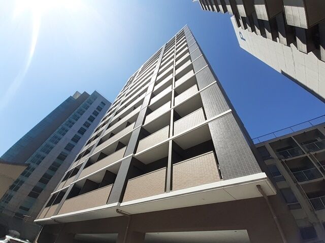 エンクレスト天神WESTの外観