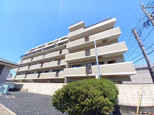 セザール姪浜の外観