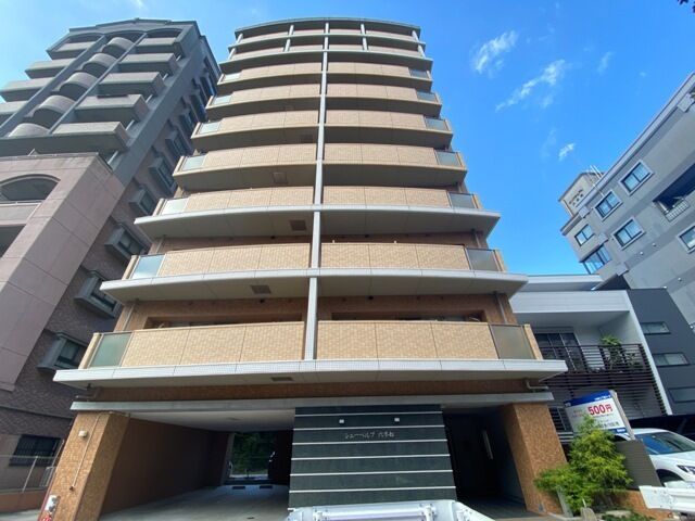 拡大写真:シューベルブ六本松 4階401の外観
