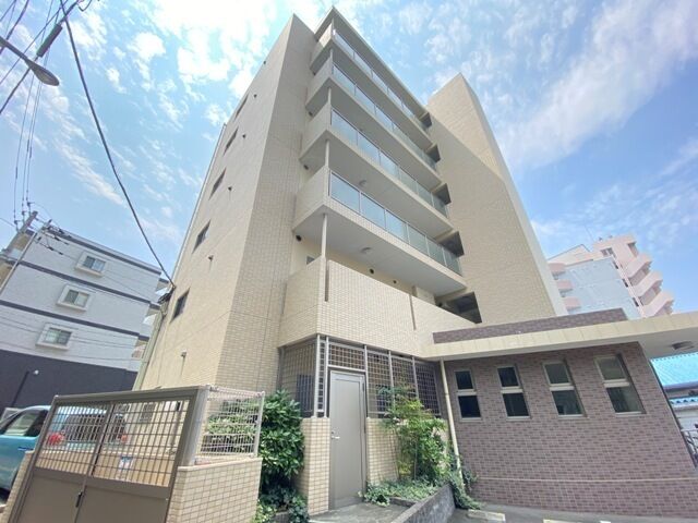 オークマンションの外観