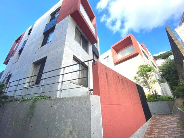 ベイシック桜坂の外観