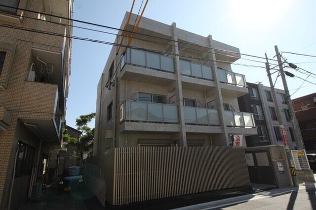 拡大写真:MEINOHAMA416 3階3203の外観
