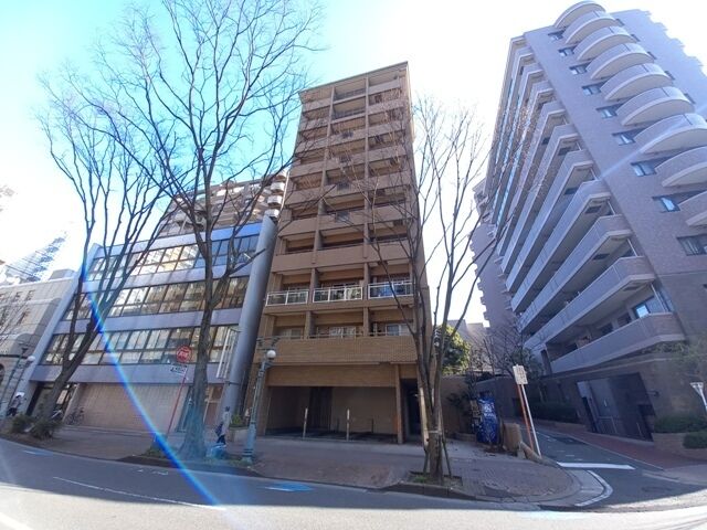 サヴォイステディハウスの外観