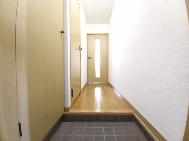 拡大写真:エステートモア赤坂 13階1303の玄関