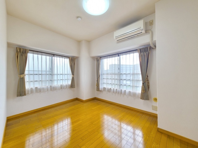 拡大写真:エテルナ高取2 3階301の居間