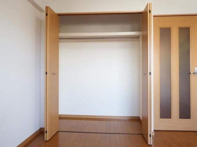 拡大写真:S-FORT姪浜 6階601の収納