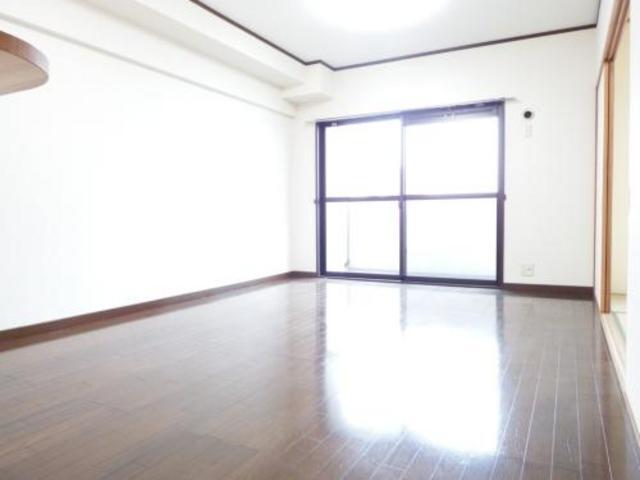 拡大写真:アンピール別府2 5階501の寝室