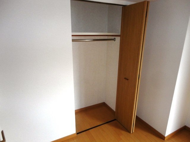 拡大写真：ベルメゾン赤坂フォレスト 3階304の収納